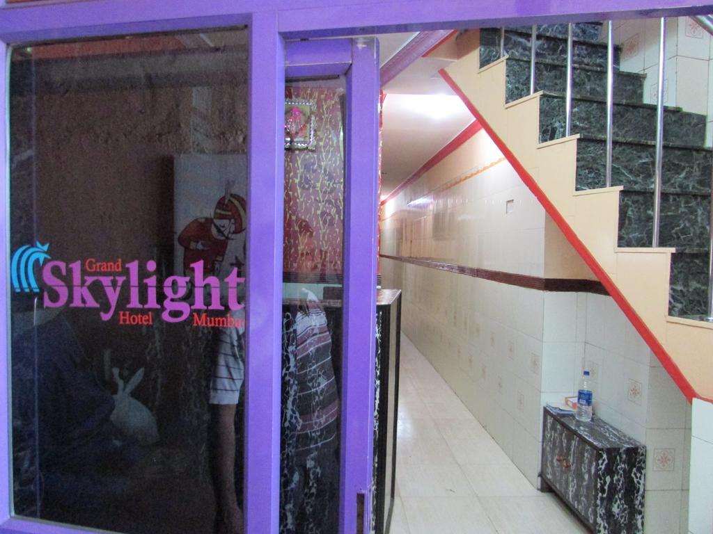 Grand Skylight Hotel Mumbai Exterior foto